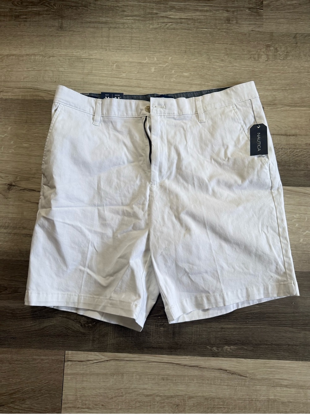 Nautica Mens Nautica 8.5" Deck Short Size 34 NWT BRIGHT WHITE